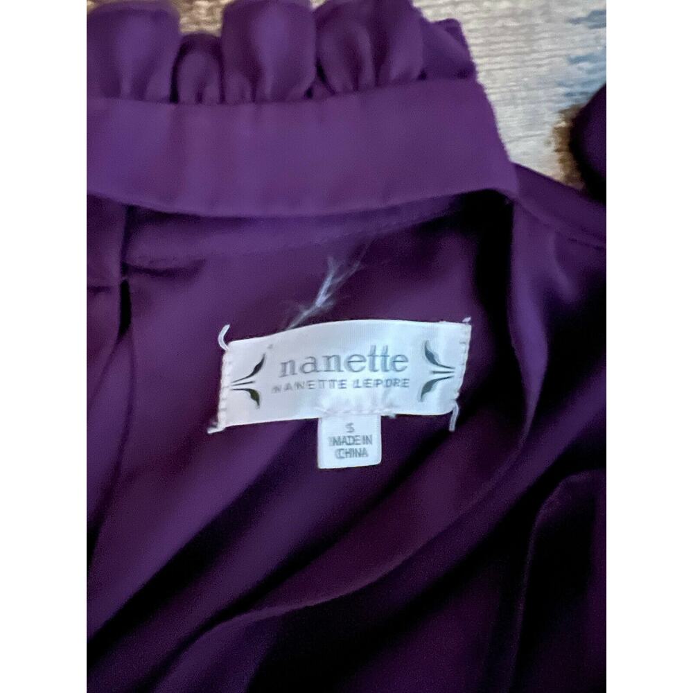 Nanette Lepore Solid Ruffled blouse Satin Smocked Deep V Purple Sz Small - Picture 8 of 9